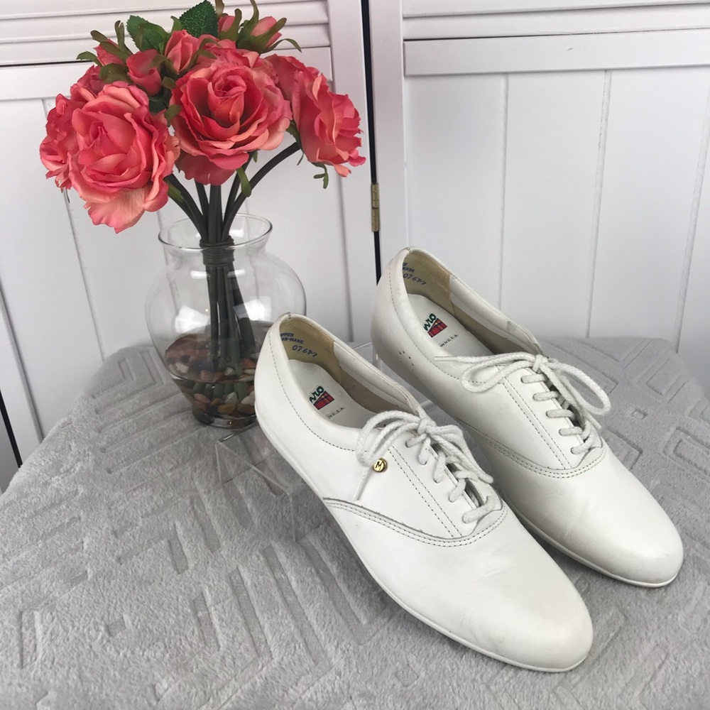 Munro Action Sneaker